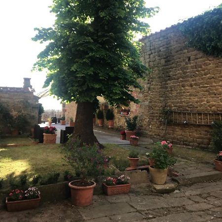 Camera E Appartamento Toscana - B&B Palazzo Robicci Castiglion Fiorentino Exteriör bild